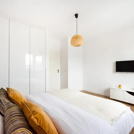 Magazynowa Exclusive Amber